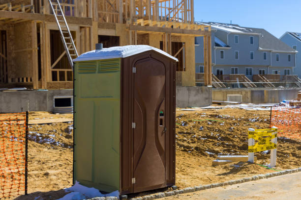 Best Restroom trailer rental cost  in St Joseph, IL